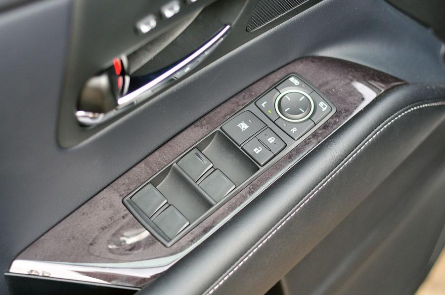  Lexus RX350 F-Sport 2013 года  (фото 10 из 94)